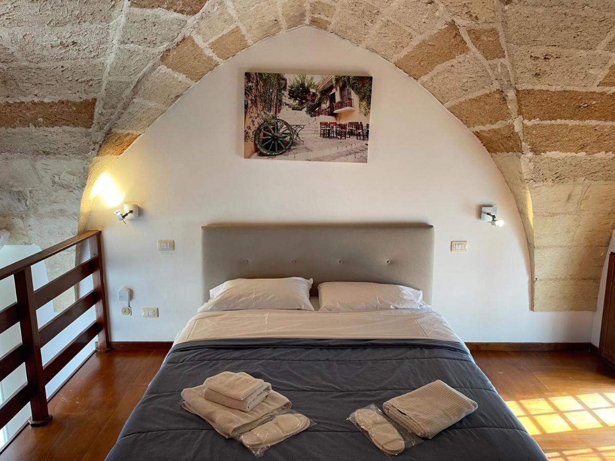 B&B Piazzetta Verdi Lecce Eksteriør billede